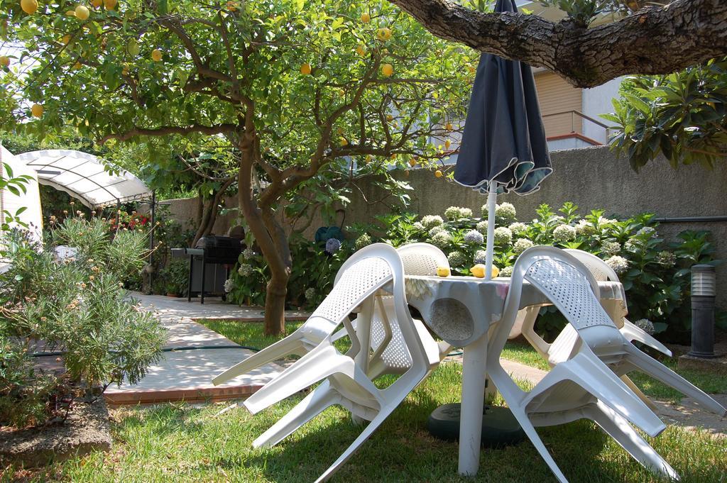 B&B Villa Francesca Soverato Marina Eksteriør bilde