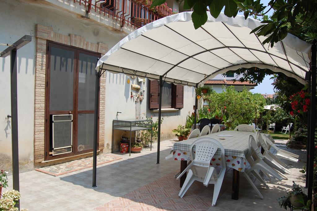 B&B Villa Francesca Soverato Marina Eksteriør bilde
