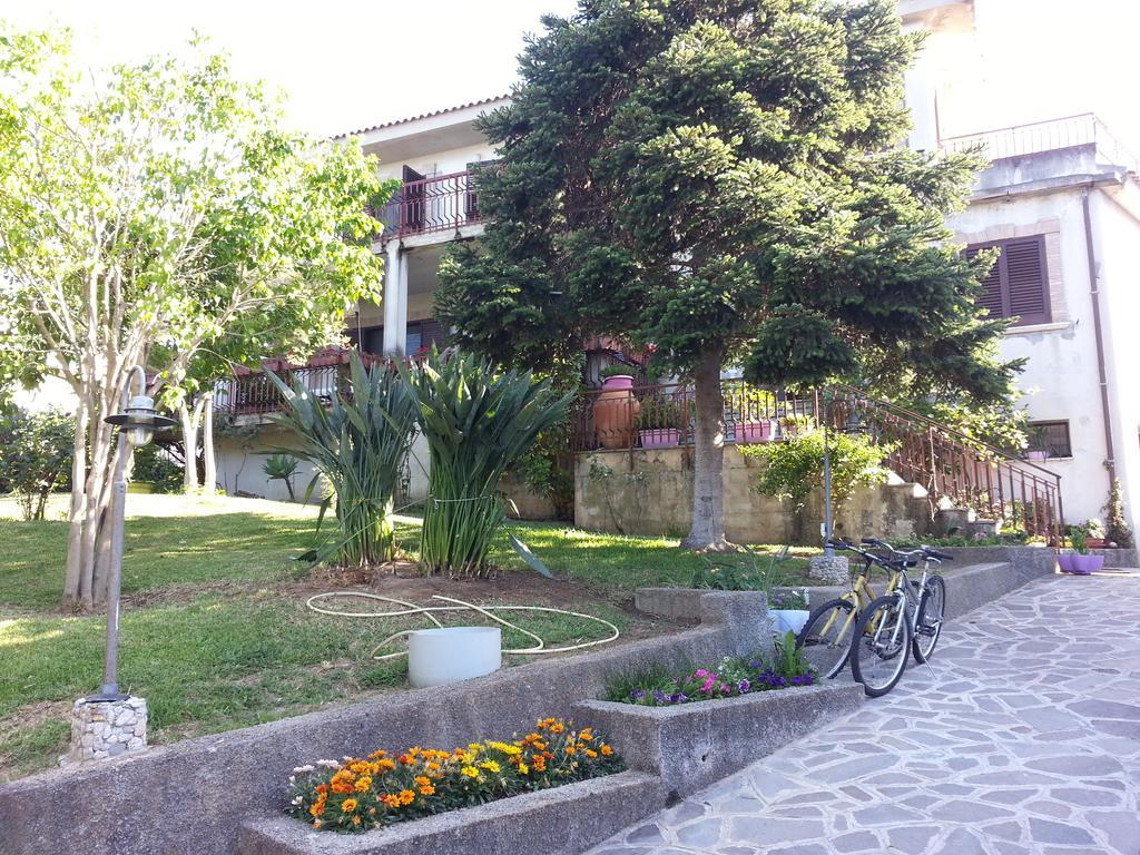 B&B Villa Francesca Soverato Marina Eksteriør bilde